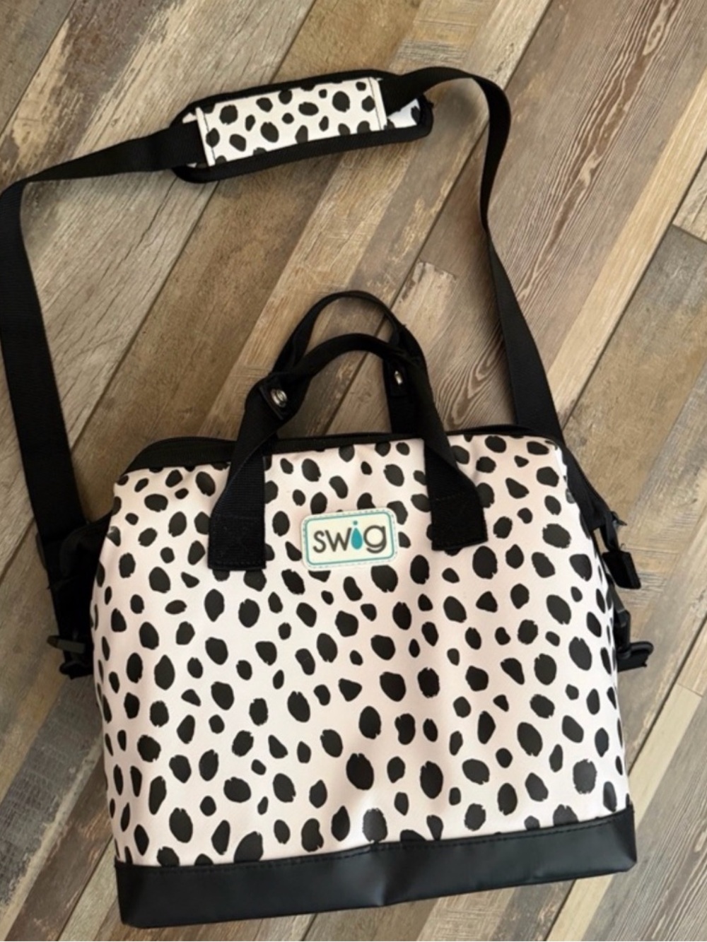Swig Black & White Dalmatian Print Insulated Tote and can cooler